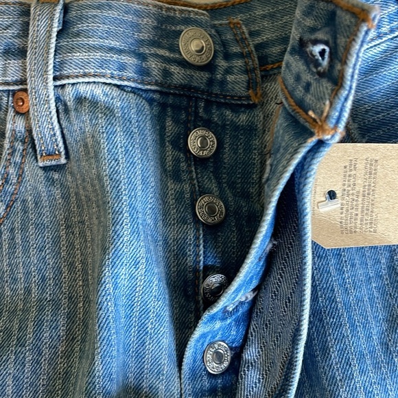 Levi cut off shorts pin stripe - Picture 4 of 7